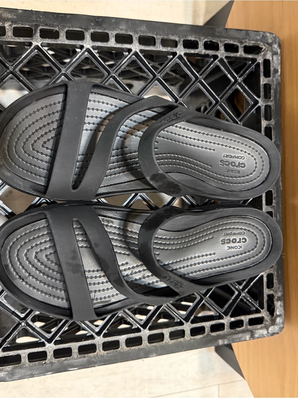 Crocs Women’s Black Iconic Comfort Slide Sandals